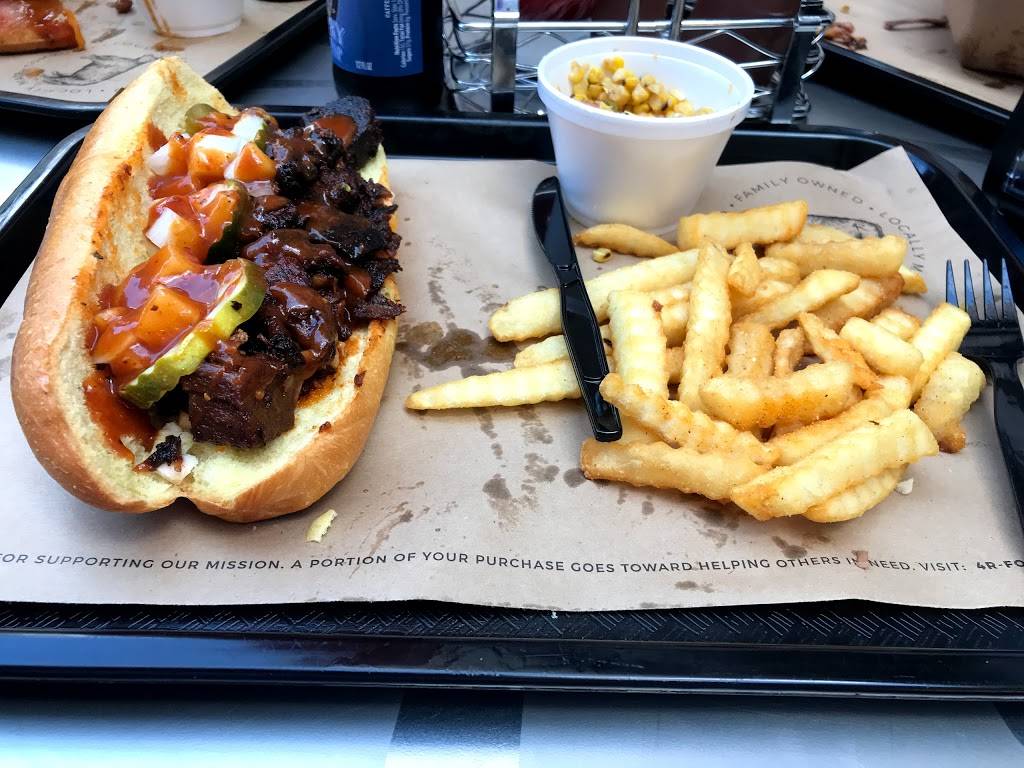 4 Rivers Smokehouse - Orlando City Hall BBQ | restaurant | Orlando City Hall, 400 S Orange Ave, Orlando, FL 32801, USA | 4072706400 OR +1 407-270-6400