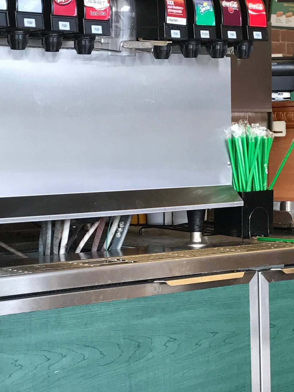 Subway | meal takeaway | 4916 Center St Suite B, Tacoma, WA 98409, USA | 2535658309 OR +1 253-565-8309