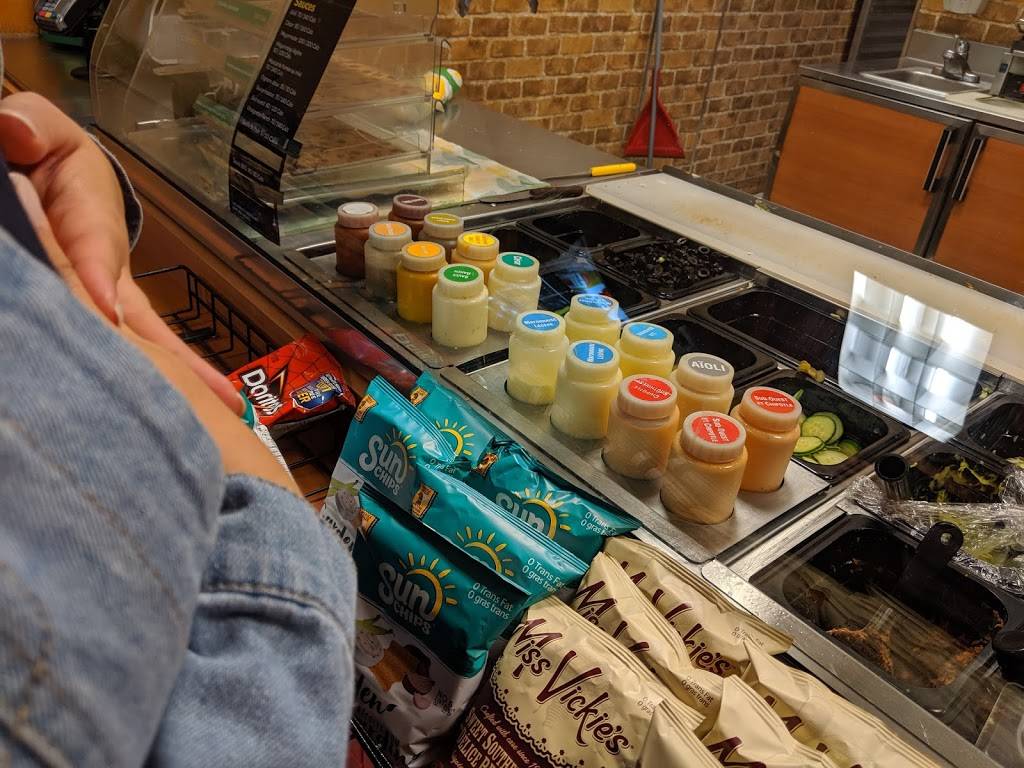 Subway | restaurant | 420 Boulevard Wilfrid-Lavigne, Gatineau, QC J9H 6W7, Canada | 8196827827 OR +1 819-682-7827