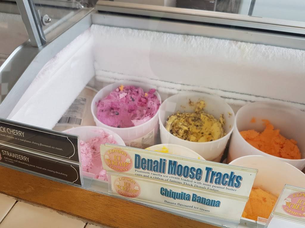 Buskers Submarine | meal takeaway | 1805 Tecumseh Rd W, Windsor, ON N9B 1V4, Canada | 5192542212 OR +1 519-254-2212