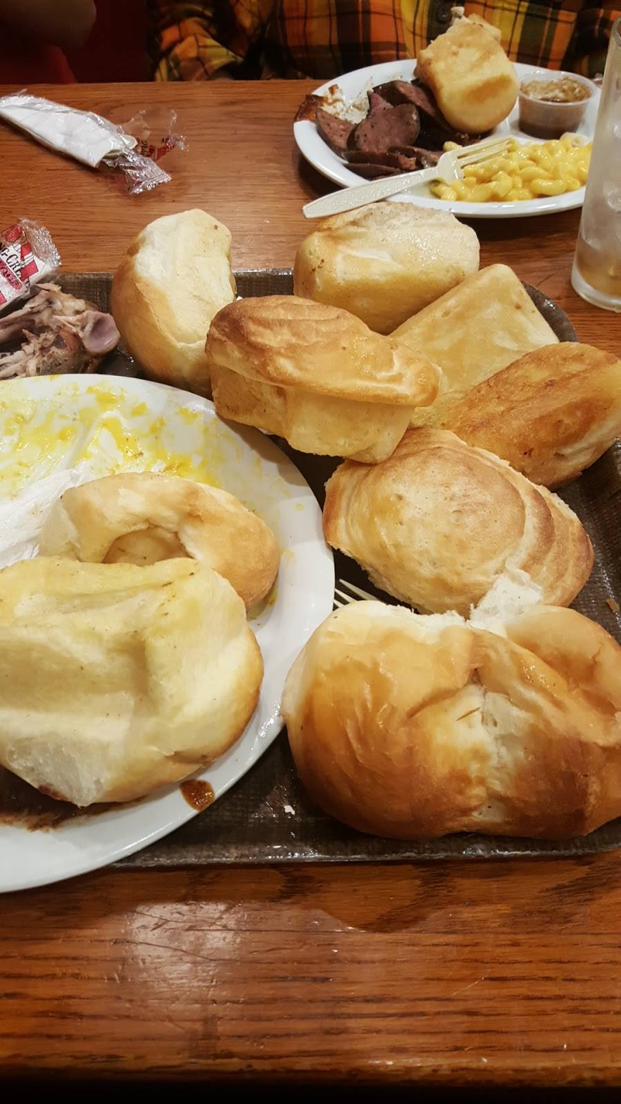 Spring Creek Barbeque | restaurant | 1509 Airport Fwy, Bedford, TX 76021, USA | 8175450184 OR +1 817-545-0184