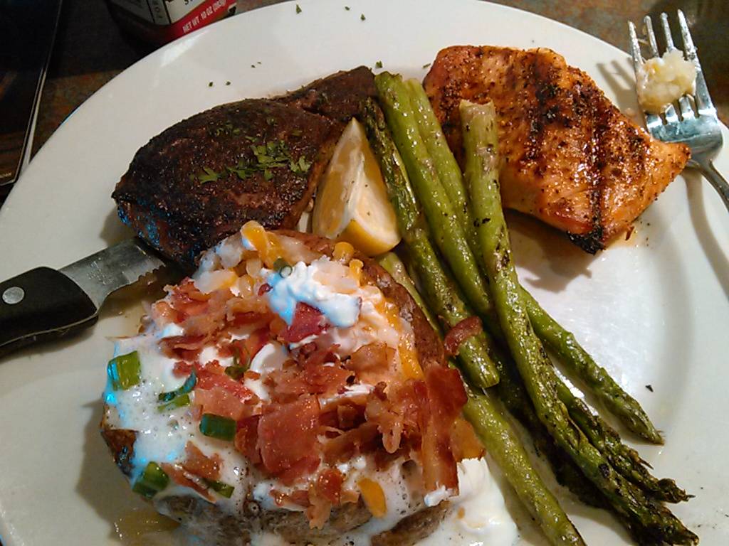 OCharley’s Restaurant & Bar | restaurant | 2360 US Hwy 70 SE, Hickory, NC 28602, USA | 8284314777 OR +1 828-431-4777