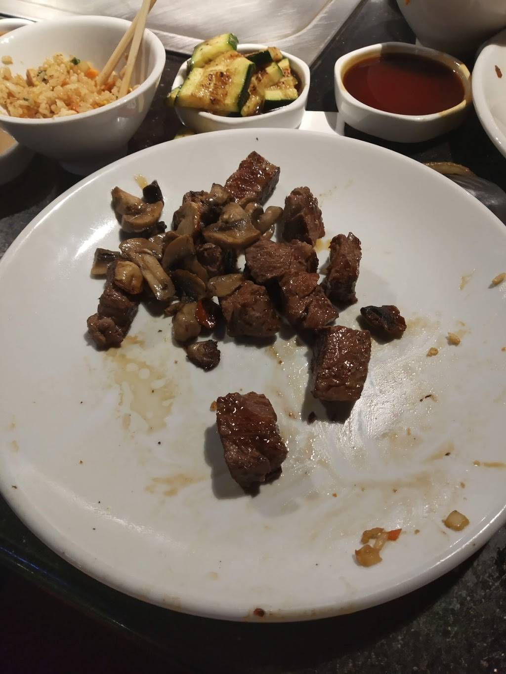 Benihana | restaurant | 875 N Michigan Ave, Chicago, IL 60611, USA | 3127803110 OR +1 312-780-3110