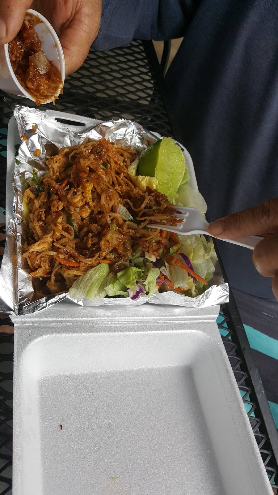 Nuis Thai Food | restaurant | 94-1211 Kunia Rd, Wahiawa, HI 96786, USA | 8082241385 OR +1 808-224-1385