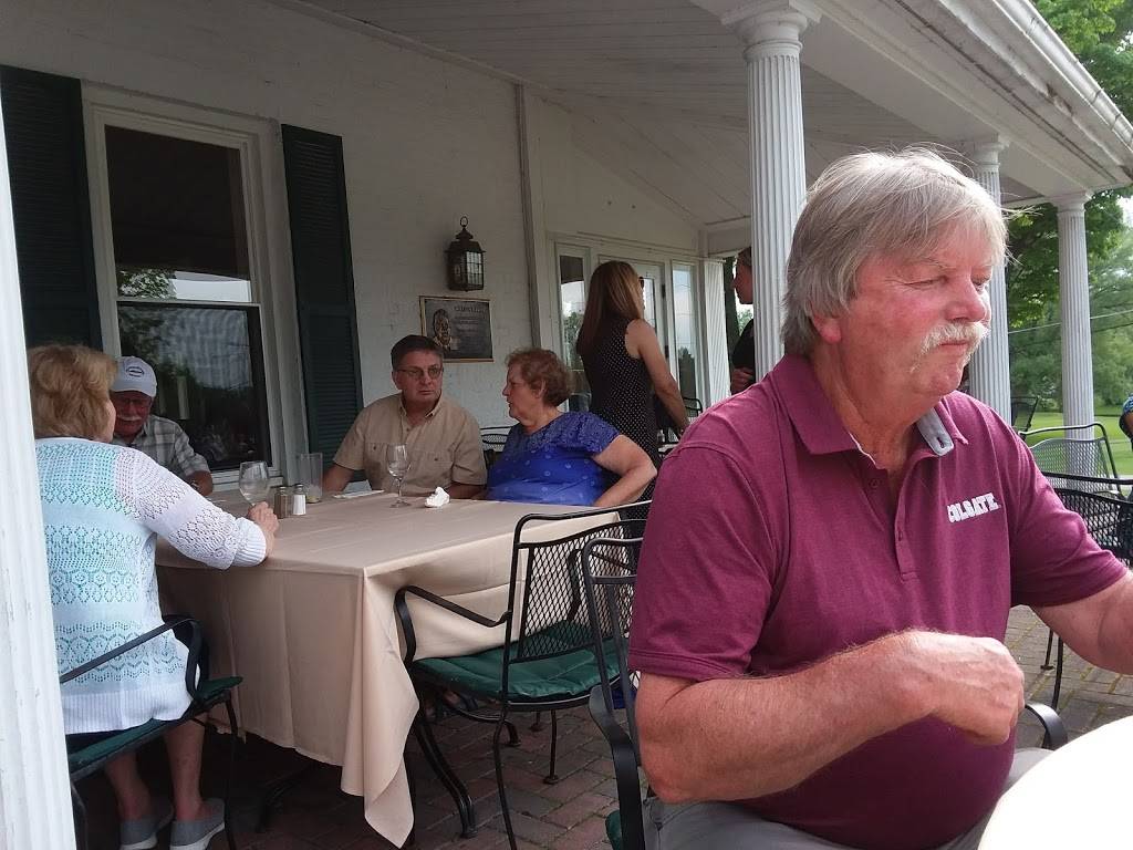 Seven Oaks Clubhouse Restaurant | restaurant | 73 Payne St, Hamilton, NY 13346, USA | 3158244420 OR +1 315-824-4420