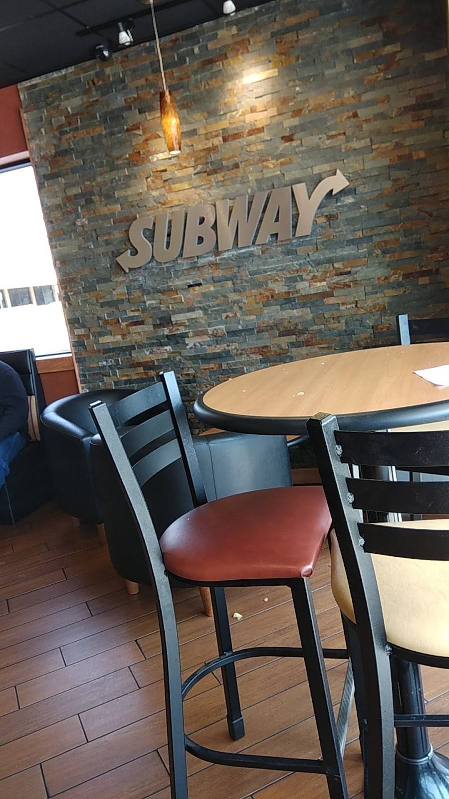 Subway | restaurant | 466 W 5th St Suite E, San Bernardino, CA 92401, USA | 9098891000 OR +1 909-889-1000