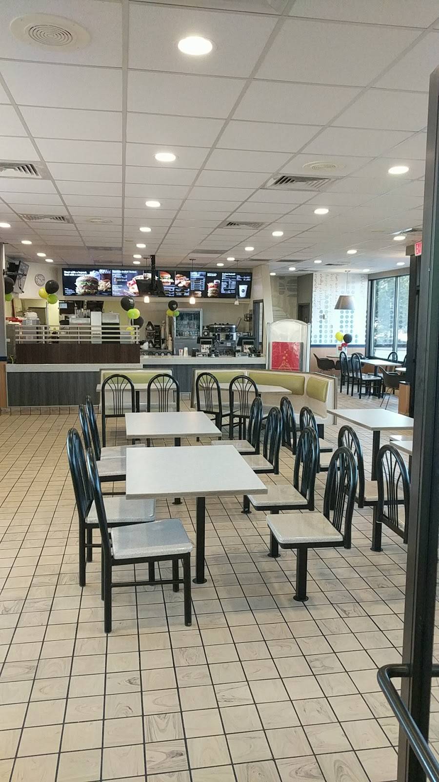 McDonalds | cafe | 1620 Foxtrail Dr, Loveland, CO 80538, USA | 9706635065 OR +1 970-663-5065