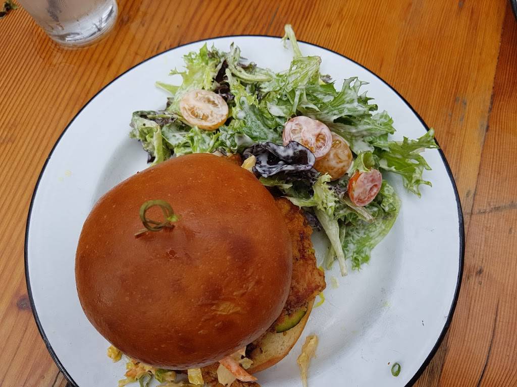 The Yard at The Iron Horse Hotel | restaurant | 500 W Florida St, Milwaukee, WI 53204, USA | 4143744766 OR +1 414-374-4766