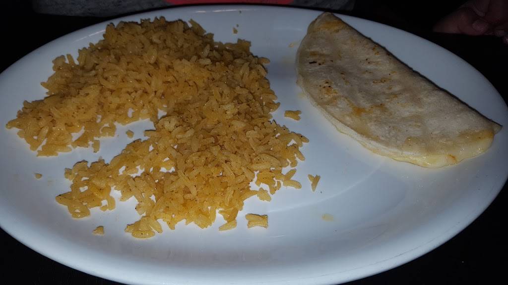 Diamante Azul | restaurant | 5663-65 N Clark St, Chicago, IL 60660, USA | 7733345665 OR +1 773-334-5665