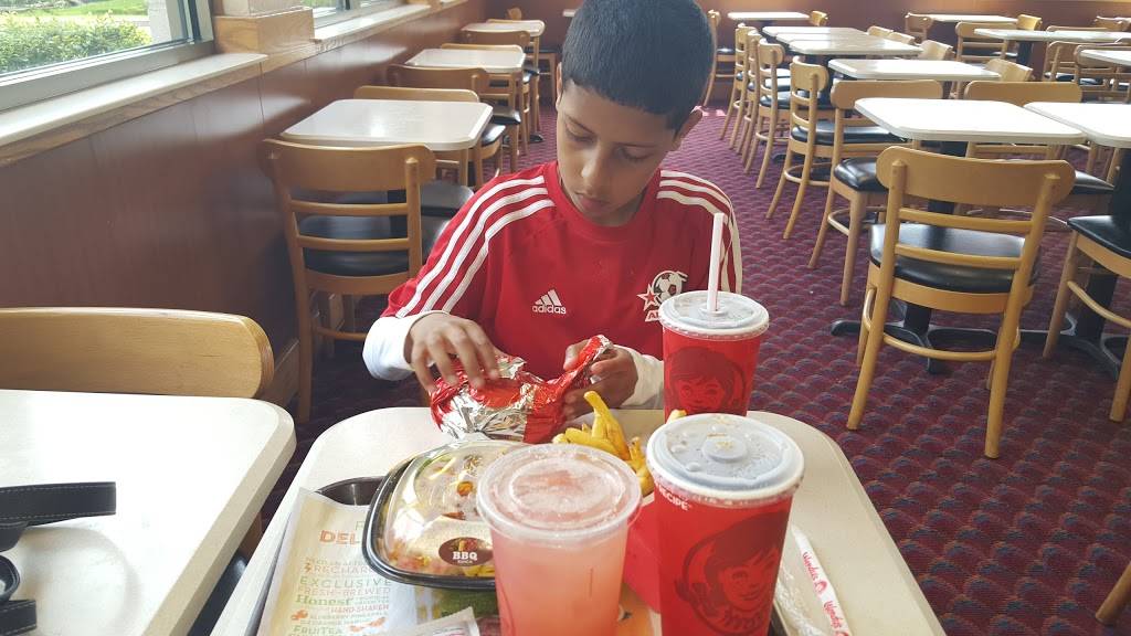 Wendys | restaurant | 760 US-130, Hamilton Township, NJ 08691, USA | 6095810783 OR +1 609-581-0783