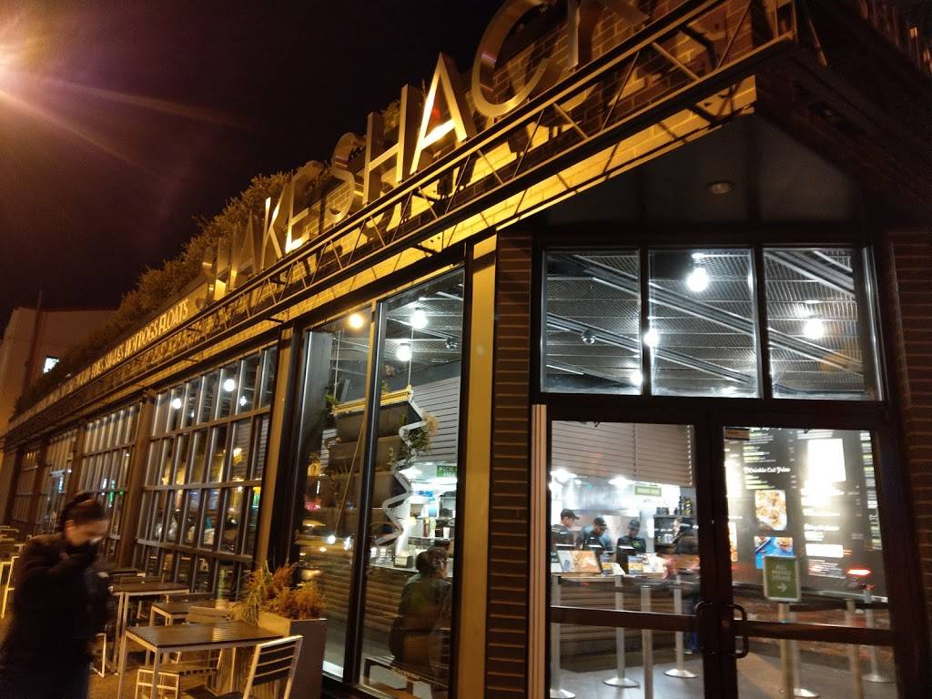 Shake Shack | restaurant | 2000-02 Sansom St, Philadelphia, PA 19103, USA | 2158091742 OR +1 215-809-1742