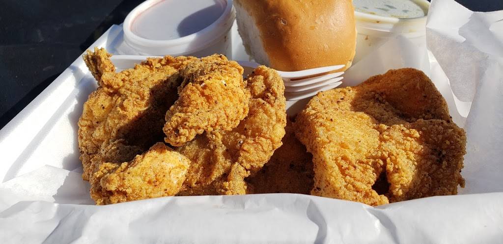 Big Fish Market | restaurant | 8409 8th Ave, Inglewood, CA 90305, USA | 3237506000 OR +1 323-750-6000