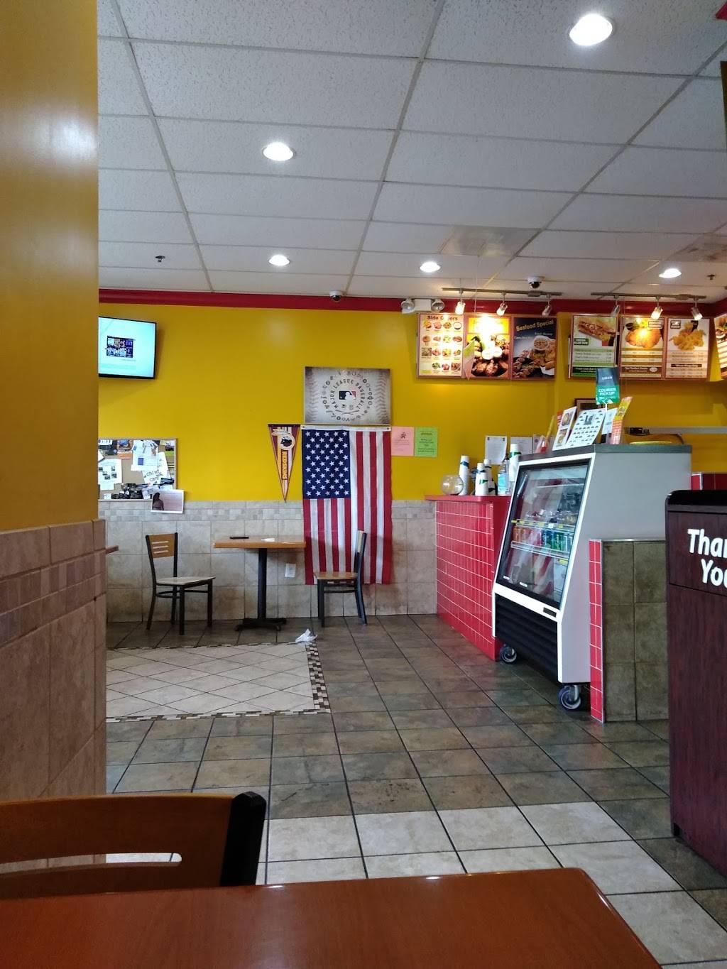 Americas Best Wings | restaurant | 3651 Bladensburg Rd, Colmar Manor, MD 20722, USA | 3016999464 OR +1 301-699-9464