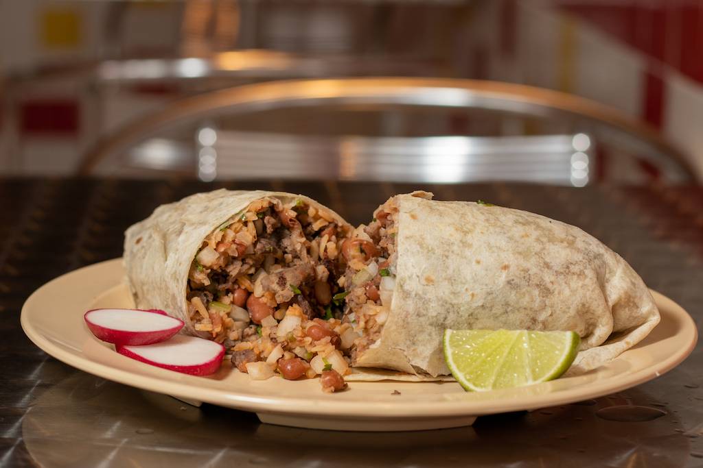 Jolizas Tacos | restaurant | 2233 Pacific Ave, Long Beach, CA 90806, USA | 5626124200 OR +1 562-612-4200