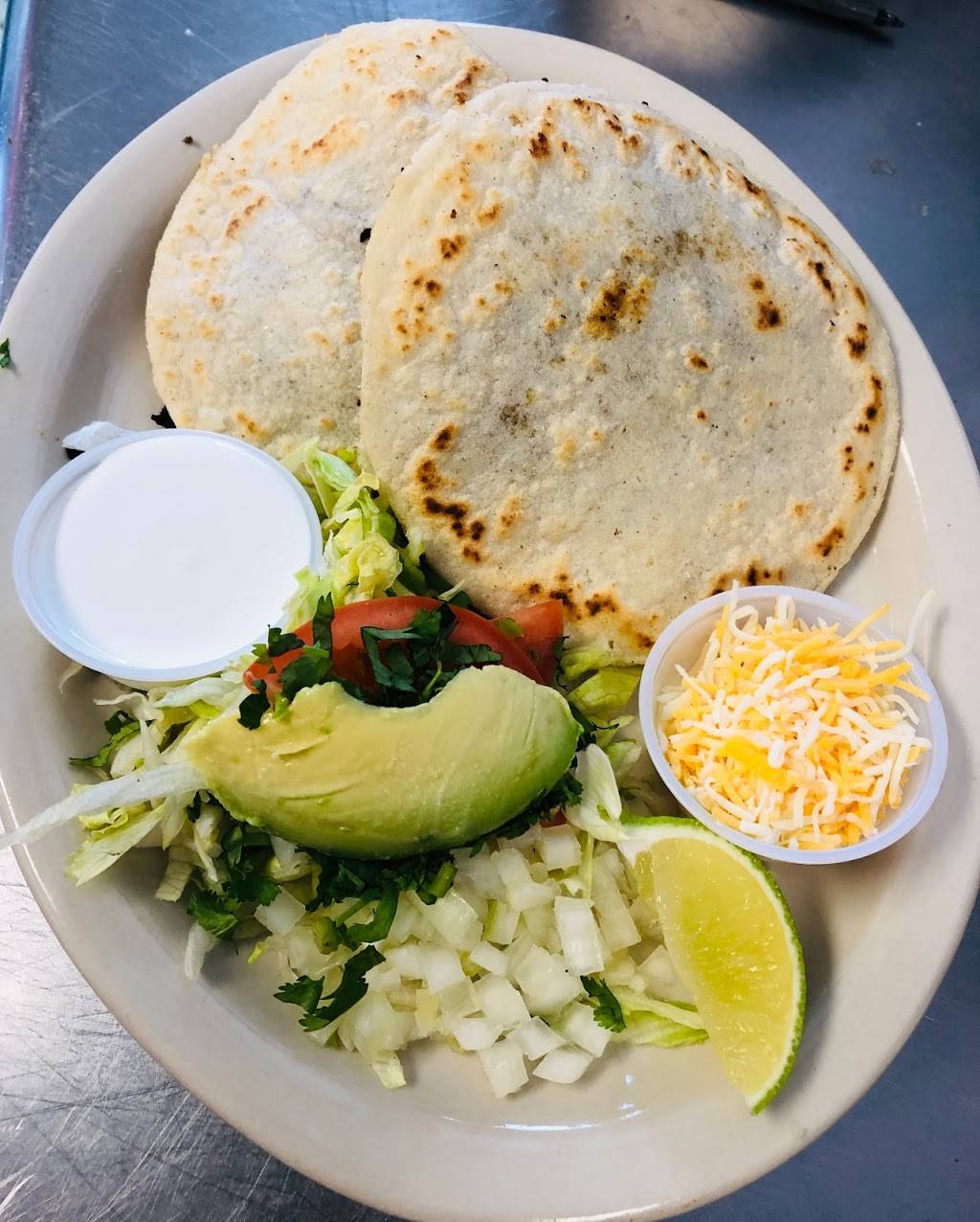 Evas Mexican Food & Taqueria | restaurant | 617 W Marshall Dr, Grand Prairie, TX 75051, USA | 9726061374 OR +1 972-606-1374