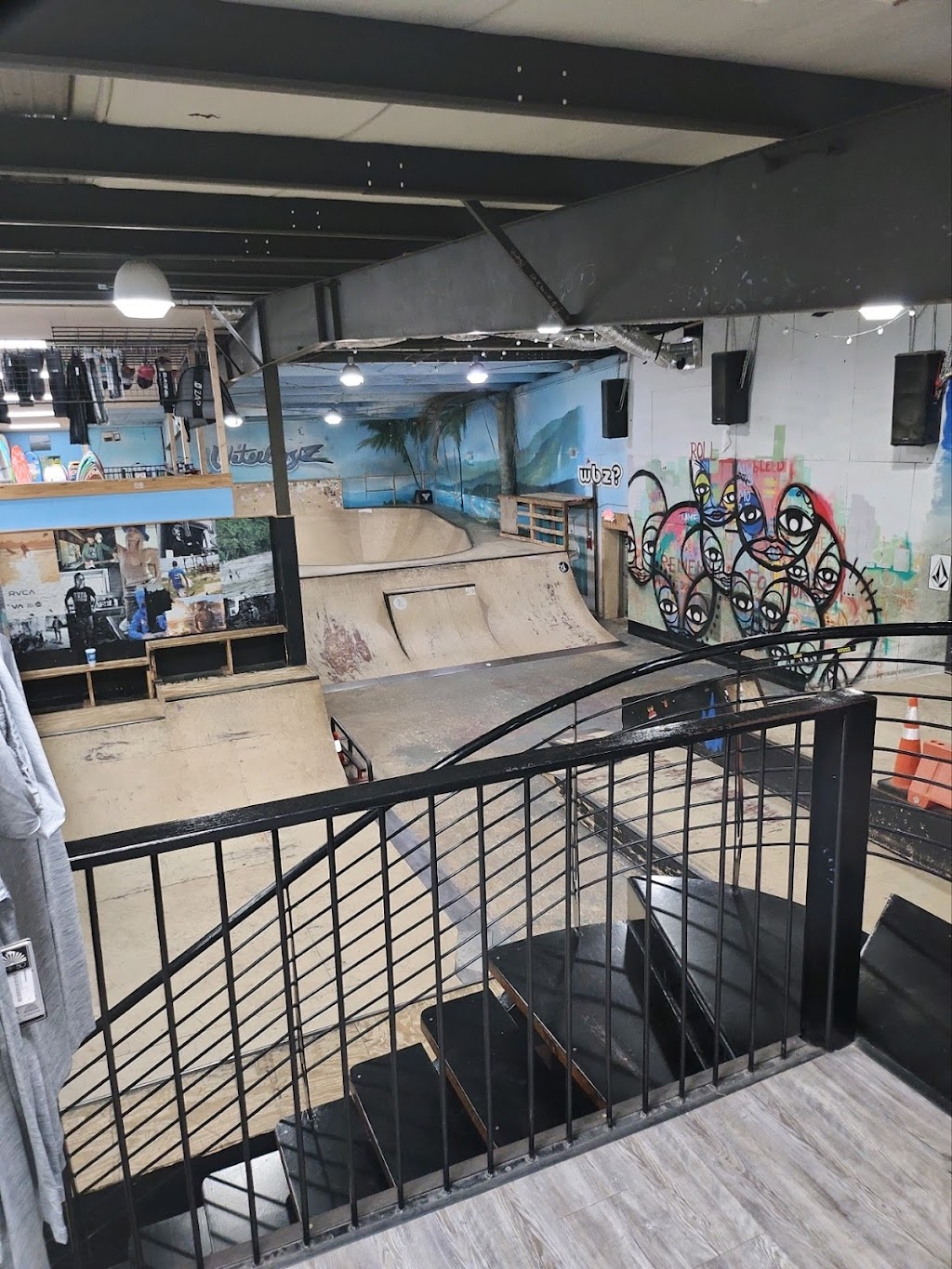 Cafe Single Fin | cafe | 380 N 9th Ave, Pensacola, FL 32502, USA | 8504332929 OR +1 850-433-2929