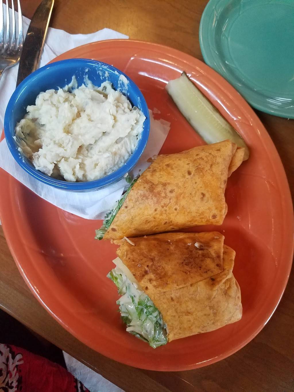 City Beach | restaurant | 2416 W Cary St, Richmond, VA 23220, USA | 8044828822 OR +1 804-482-8822