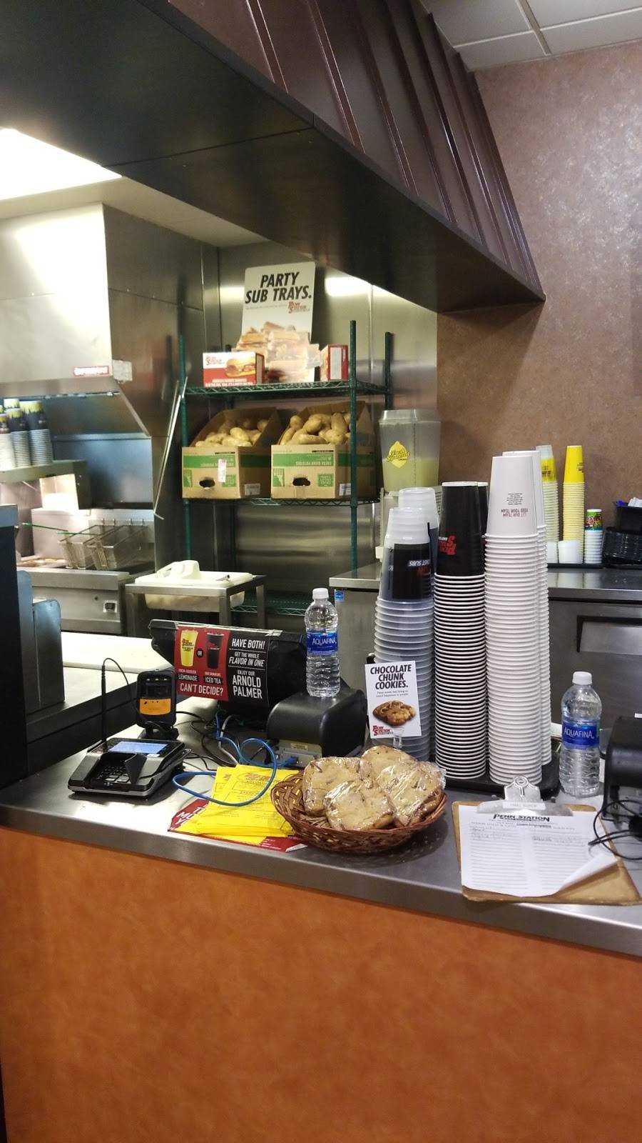 Penn Station East Coast Subs | meal takeaway | 851 E Belvidere Rd, Grayslake, IL 60030, USA | 2245414063 OR +1 224-541-4063