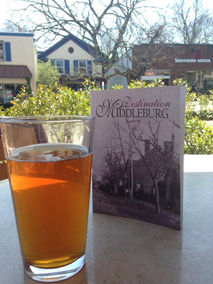 Red Horse Tavern LLC | restaurant | 118 W Washington St, Middleburg, VA 20117, USA | 5406876443 OR +1 540-687-6443