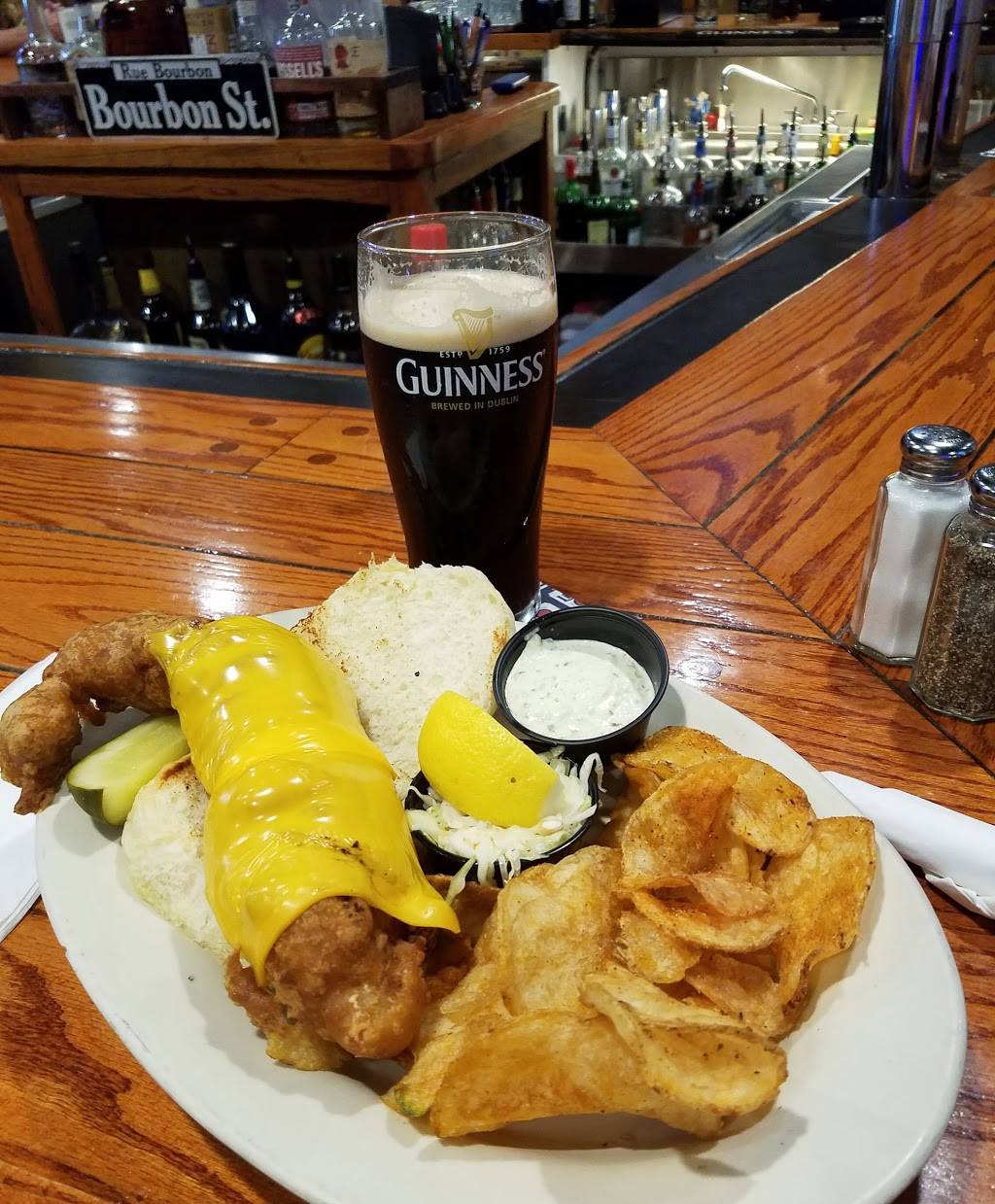 The 4 Corners Pub | restaurant | 10111 Sutherland Rd, Silver Spring, MD 20901, USA | 3015932900 OR +1 301-593-2900