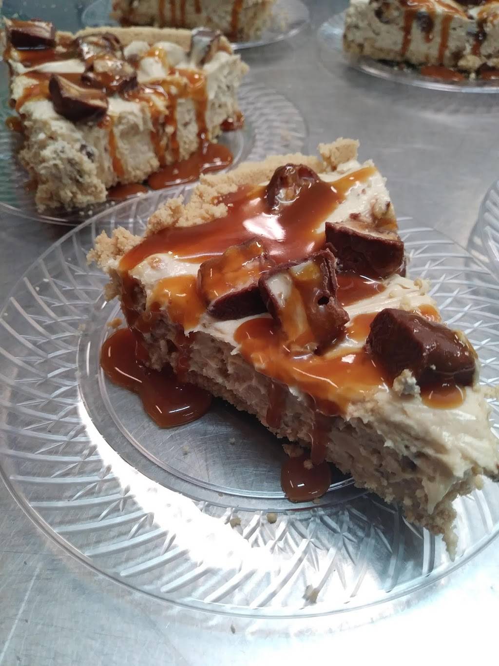 Artis Daily Bread Catering & Restaurant | restaurant | 2103 N William St, Goldsboro, NC 27530, USA | 9193964062 OR +1 919-396-4062