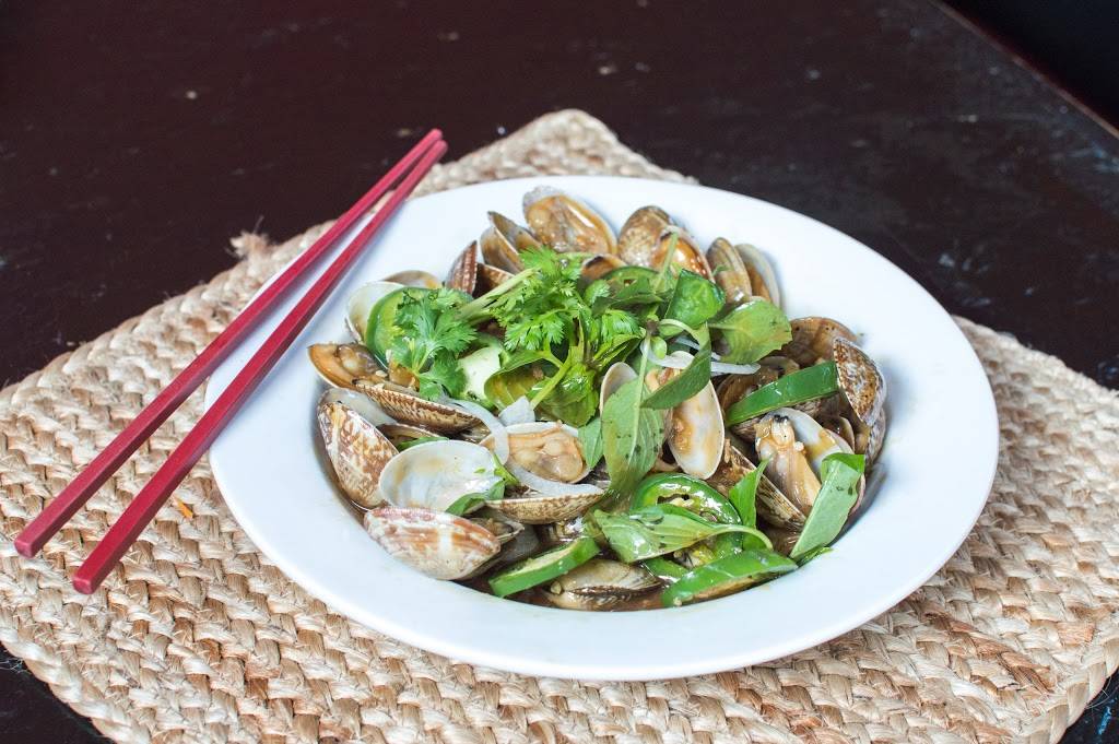 Saigon Avenue | restaurant | 110 E Lemon Ave, Monrovia, CA 91016, USA | 6264713588 OR +1 626-471-3588