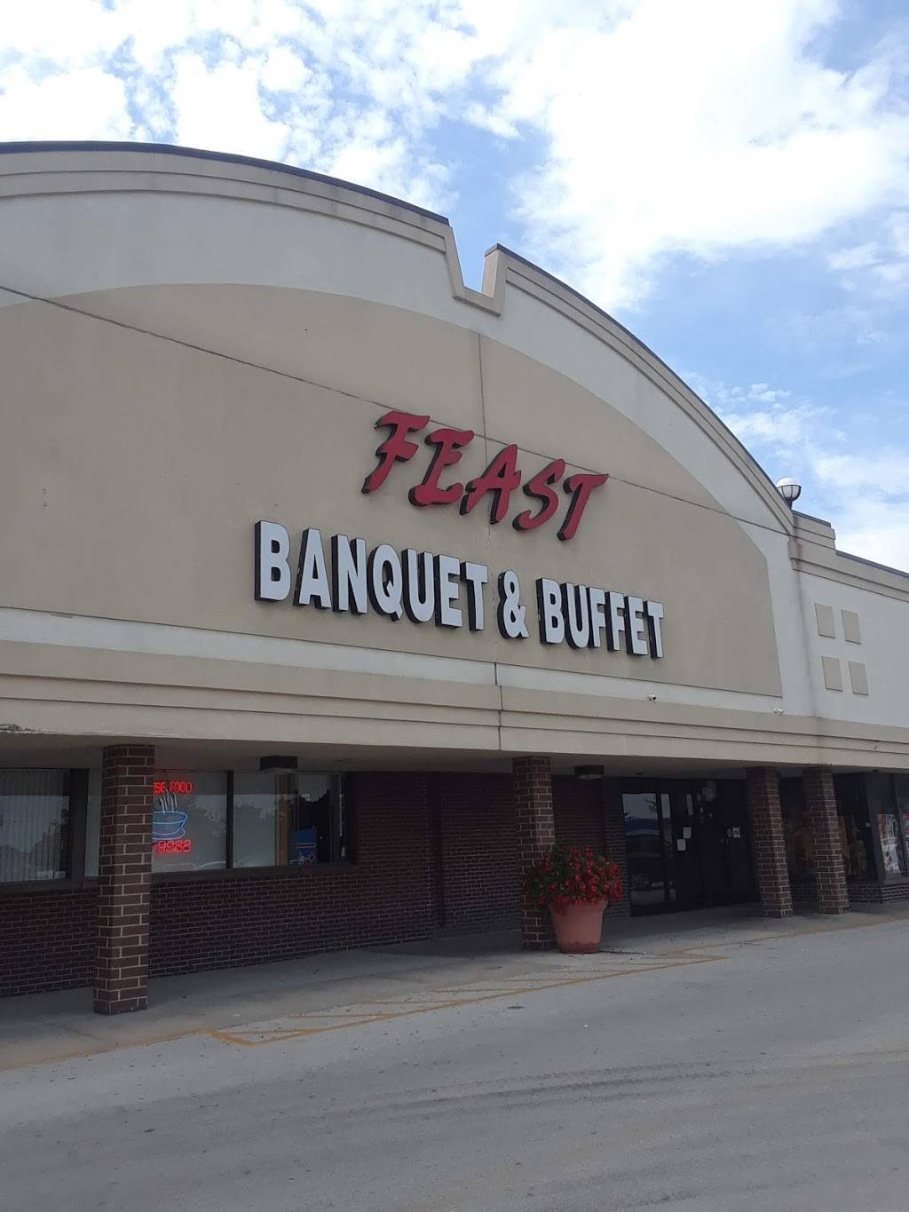 Feast Banquet & Buffet | restaurant | 8708 S Cicero Ave, Oak Lawn, IL 60453, USA | 7082299988 OR +1 708-229-9988