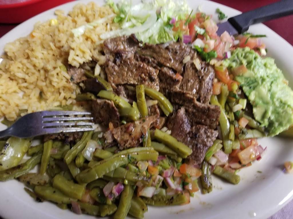 My Guadalajara | restaurant | 4414 W Commerce St, San Antonio, TX 78237, USA | 2104337200 OR +1 210-433-7200
