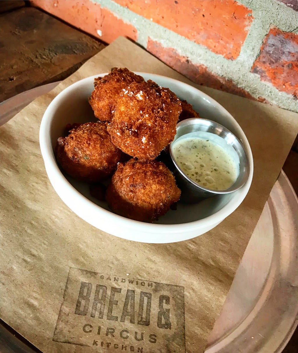 Bread & Circus Sandwich Kitchen | restaurant | 600 N Main Ave #110, Sioux Falls, SD 57104, USA | 6053382206 OR +1 605-338-2206