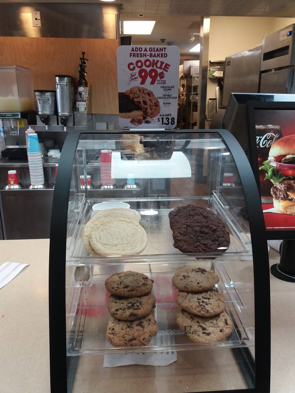 Wendys | restaurant | 3720 Charlestown Rd, New Albany, IN 47150, USA | 8129482332 OR +1 812-948-2332