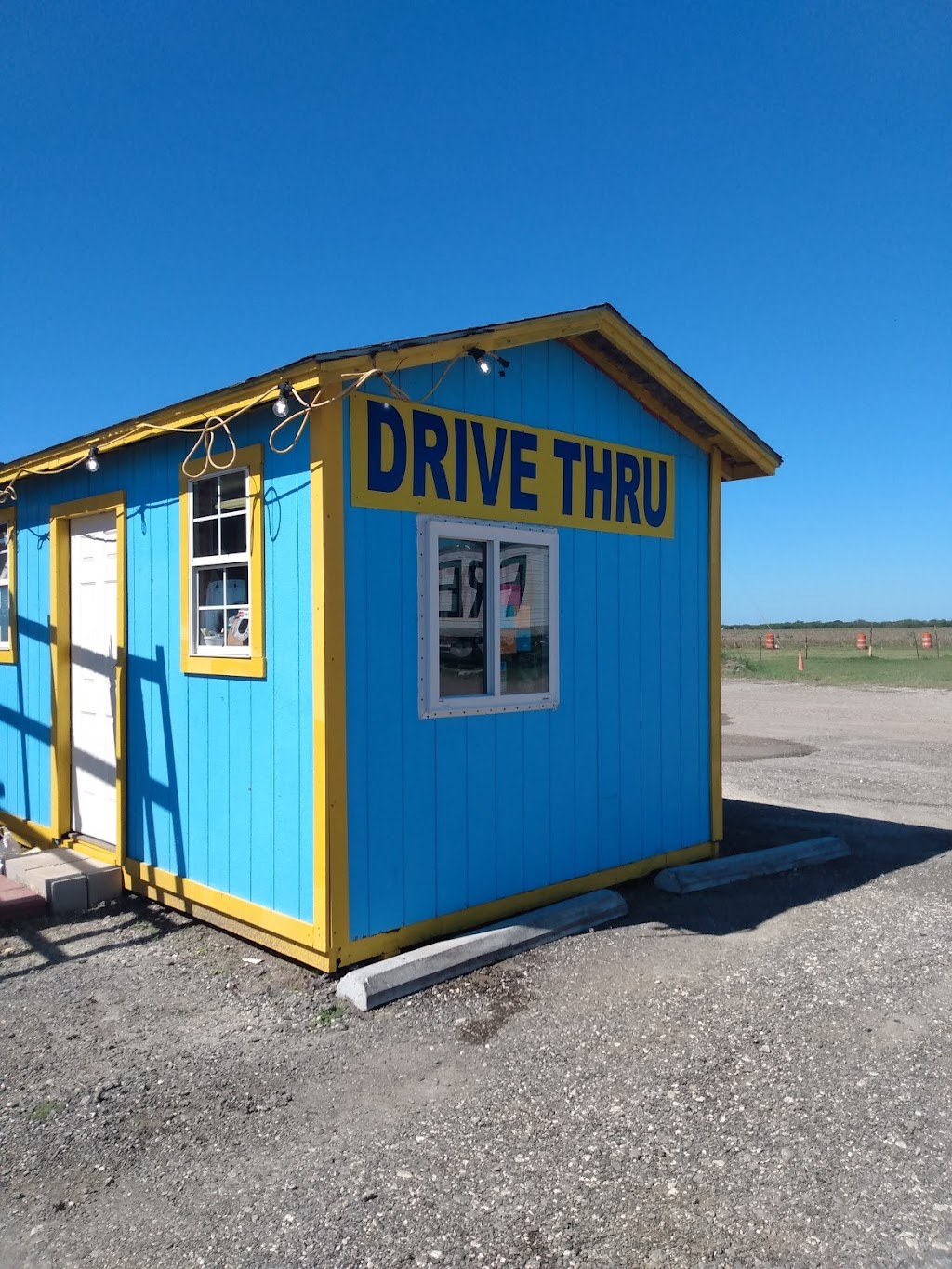 Tillys Place | restaurant | 6831 US-77, Sinton, TX 78387, USA | 3614244966 OR +1 361-424-4966