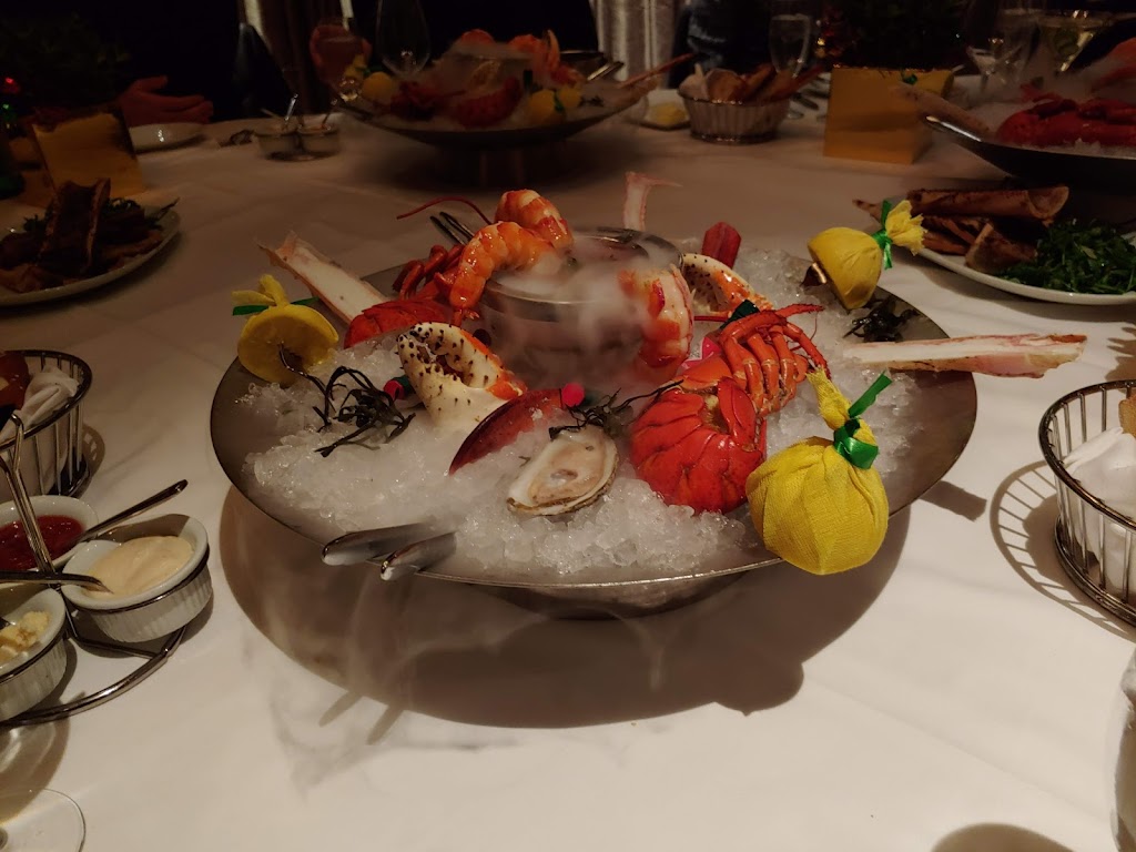 Mastros Steakhouse | restaurant | 520 N Dearborn St, Chicago, IL 60654, USA | 3125215100 OR +1 312-521-5100