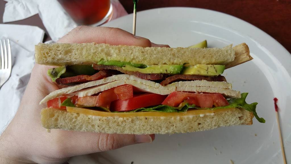 Mulligans Bar & Grill | restaurant | 3518 SE Hawthorne Blvd, Portland, OR 97214, USA | 5032356390 OR +1 503-235-6390