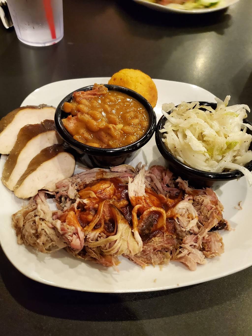 Local Joe’s Albertville | restaurant | 102 E Main St, Albertville, AL 35950, USA | 2564005600 OR +1 256-400-5600