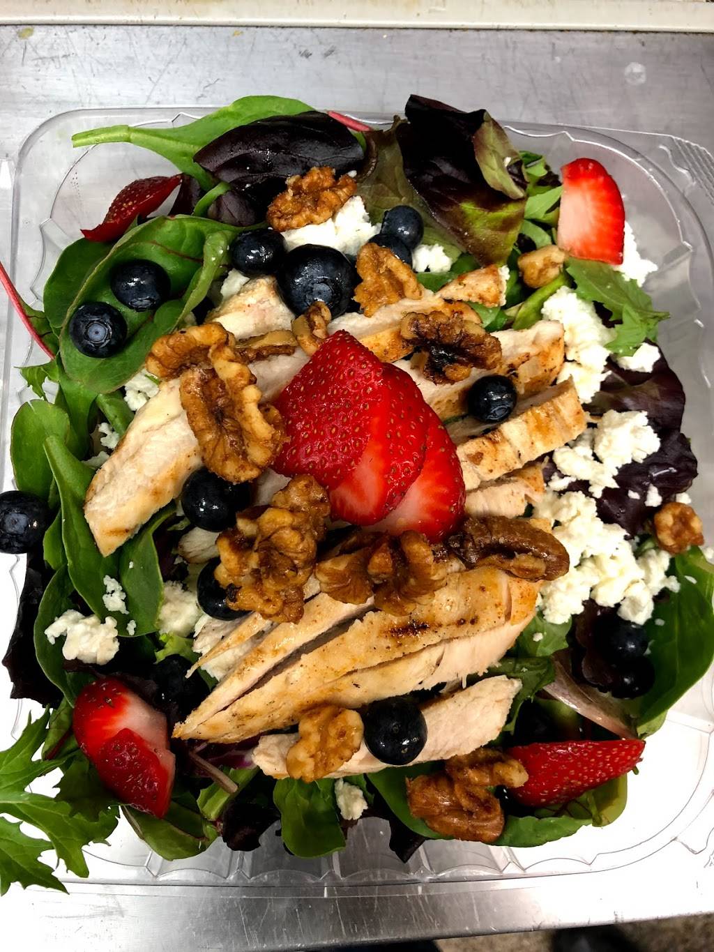 C.R. Wings | restaurant | 546 Baltimore Pike, Bel Air, MD 21014, USA | 4108386722 OR +1 410-838-6722