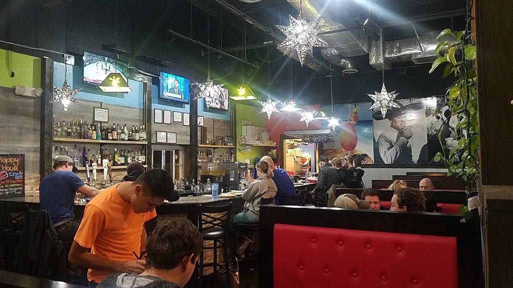 Fiesta Del Rio Mexican Kitchen | restaurant | 854 W Coshocton St, Johnstown, OH 43031, USA | 7409663316 OR +1 740-966-3316