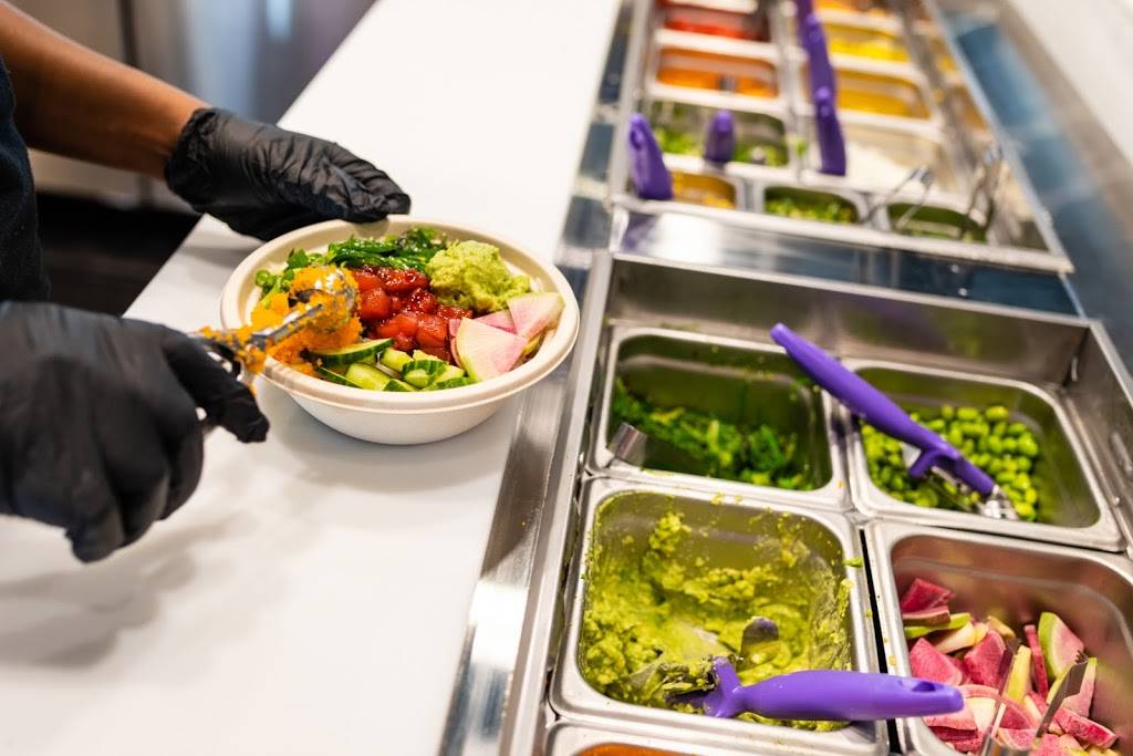 Poke Fusion | restaurant | 19810 Village Center Dr Suite 170, Fort Myers, FL 33913, USA | 2393622579 OR +1 239-362-2579