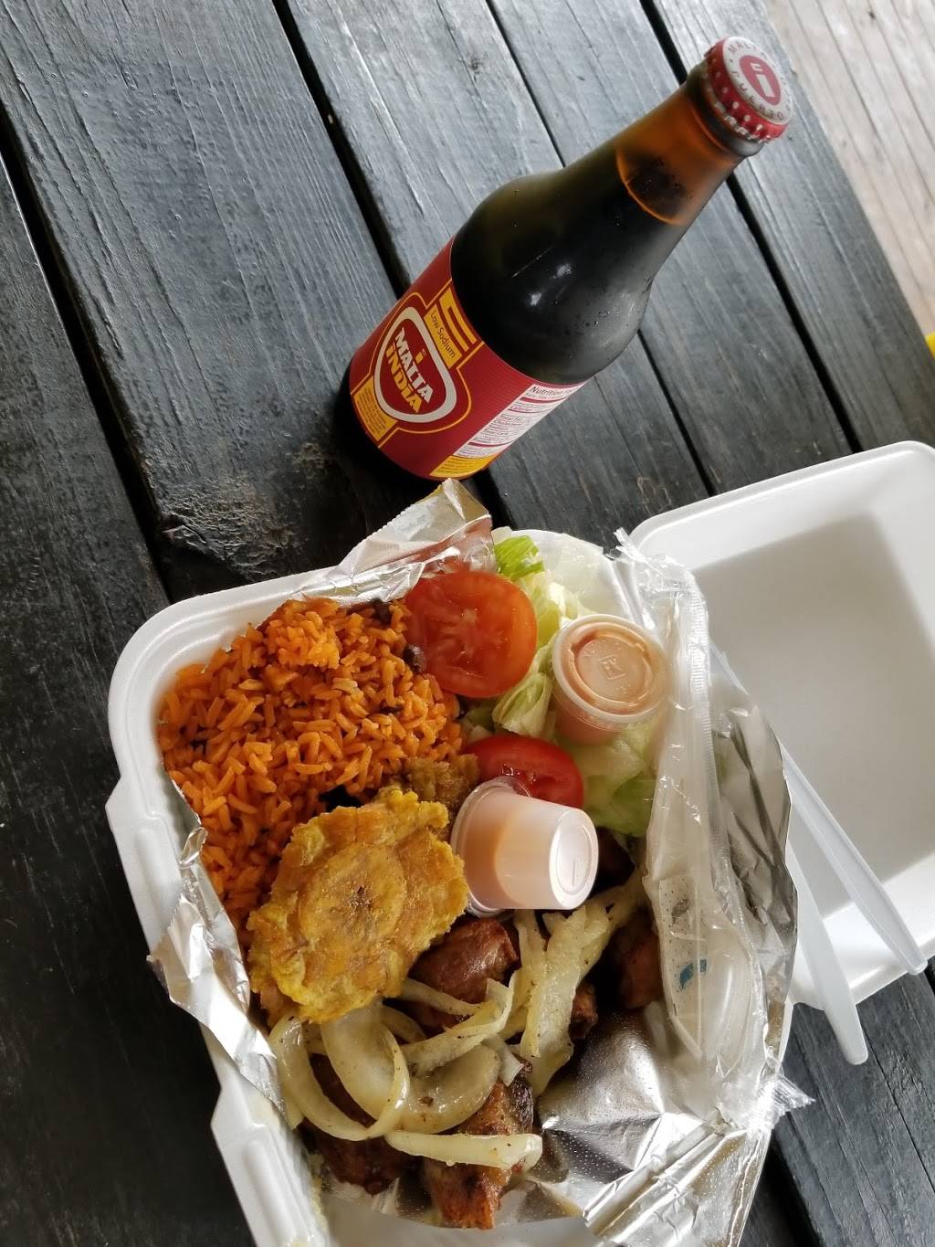 Cocina El Jibarazo Latin Cuisine | restaurant | 1790 Austin Hwy, San Antonio, TX 78218, USA | 2102045908 OR +1 210-204-5908