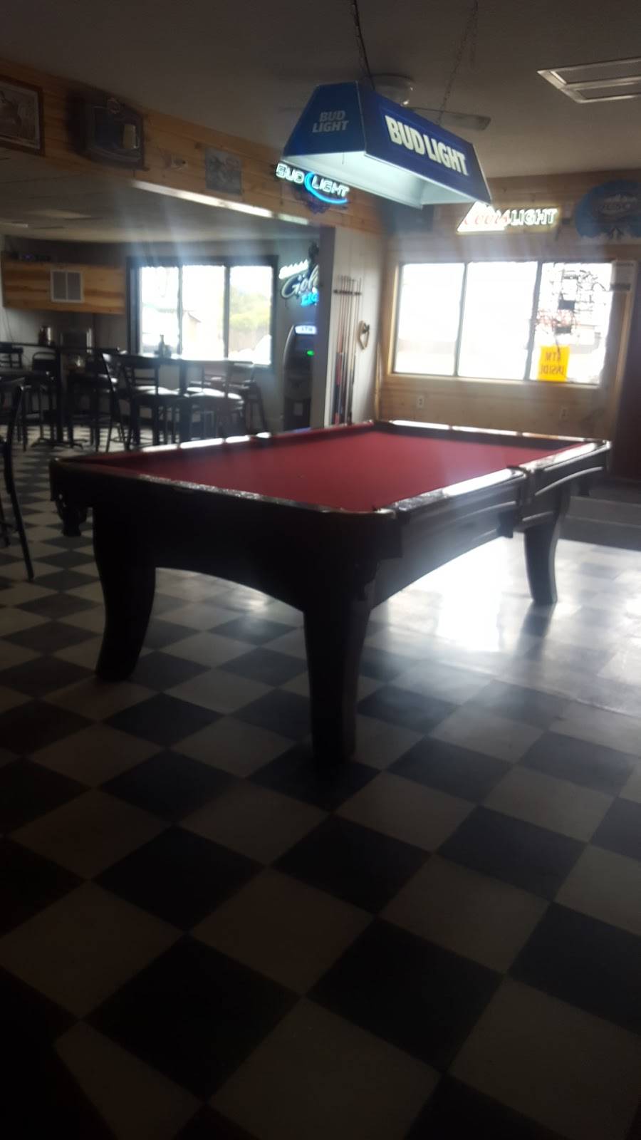 Trailside Lounge & Grill Inc | restaurant | 9994 Spruce St, Meadowlands, MN 55765, USA | 2184272773 OR +1 218-427-2773