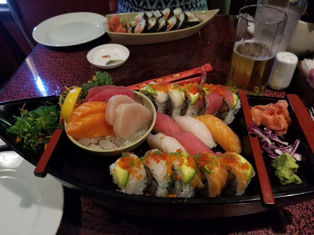 Saigon Sushi | restaurant | 1866 14th Ave, Vero Beach, FL 32960, USA | 7722995997 OR +1 772-299-5997