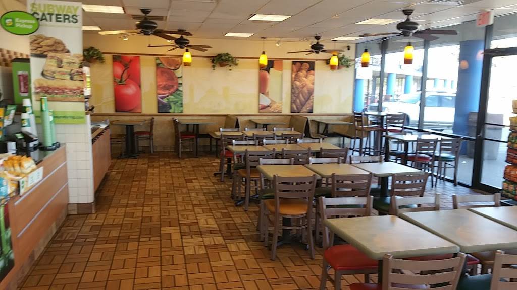 Subway | restaurant | Shilo Plaza, 3035 S Shiloh Rd Ste 103, Garland, TX 75041, USA | 9722717827 OR +1 972-271-7827