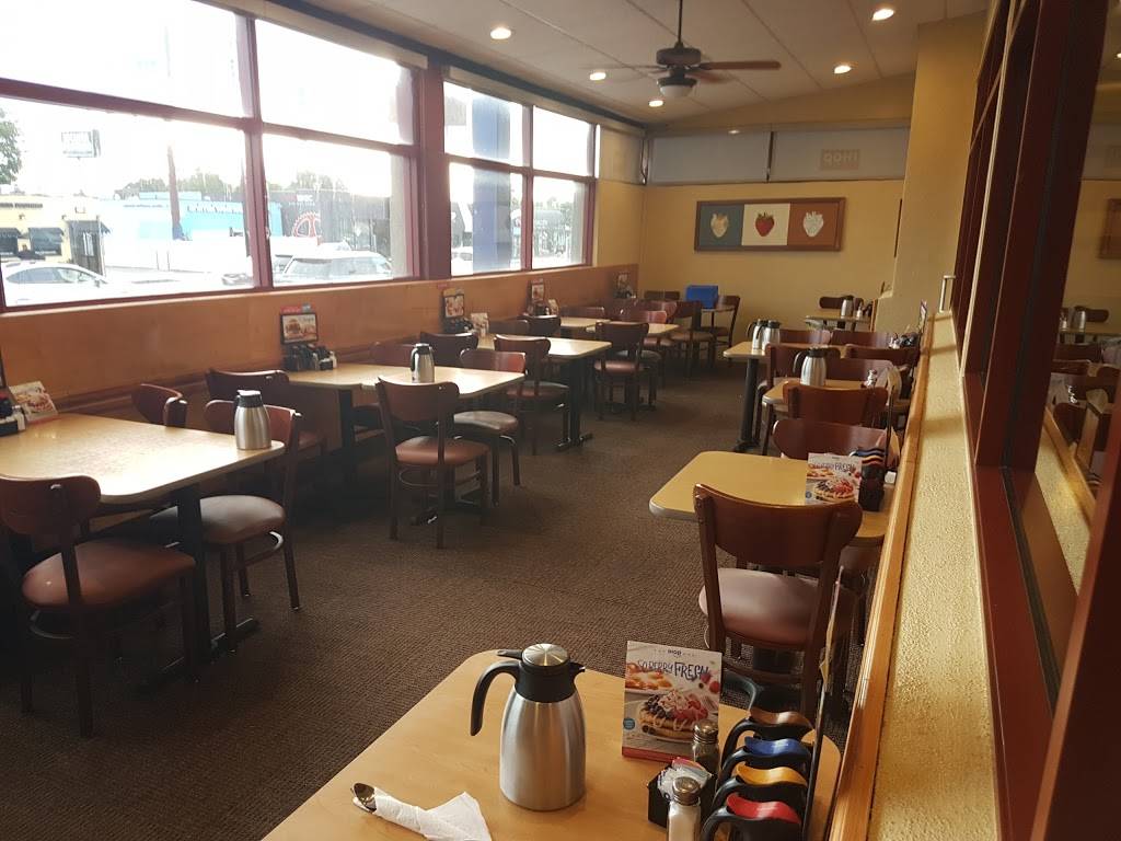 IHOP | restaurant | 4070 Lincoln Blvd, Marina Del Rey, CA 90292, USA | 3103019200 OR +1 310-301-9200