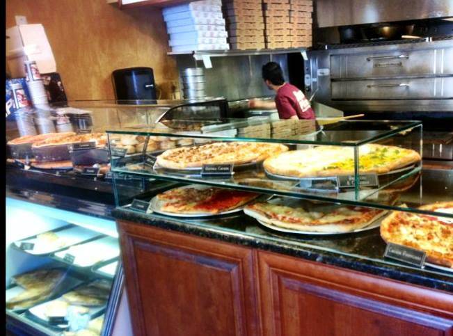 Amore Pizza | meal takeaway | 2 Hewitt Square, East Northport, NY 11731, USA | 6317549713 OR +1 631-754-9713