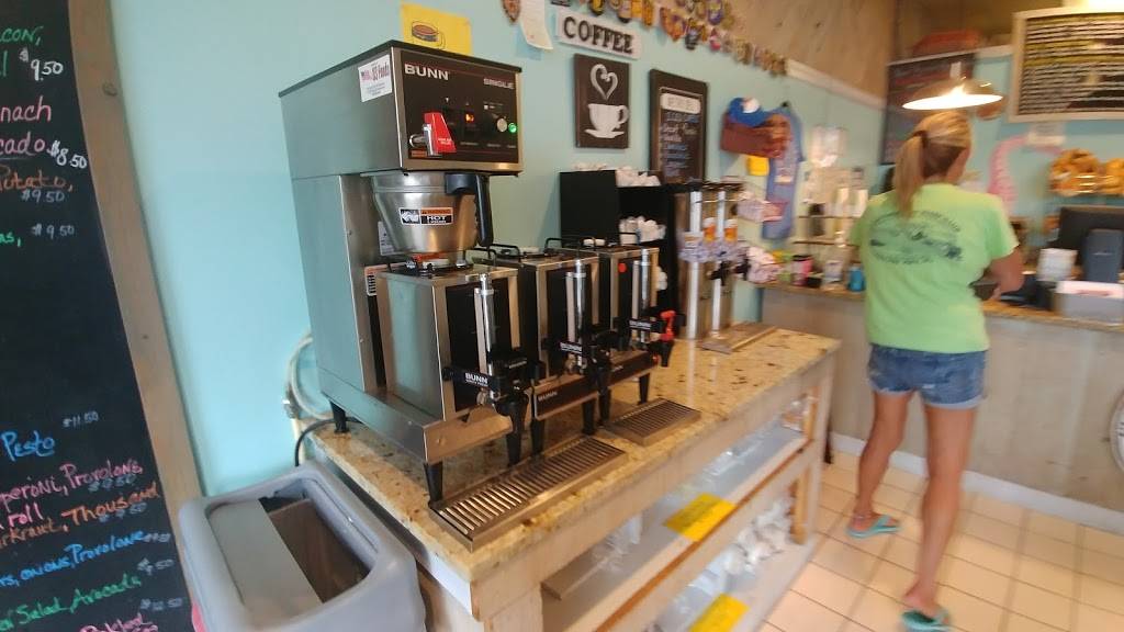 Marathon Bagel Co. | bakery | 11090 Overseas Hwy, Marathon, FL 33050, USA | 3055176393 OR +1 305-517-6393