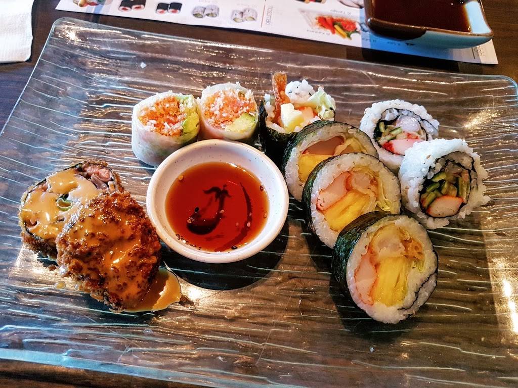 Sushi St-Laurent | restaurant | 1803 Rue Poirier, Saint-Laurent, QC H4L 5K8, Canada | 5143318666 OR +1 514-331-8666