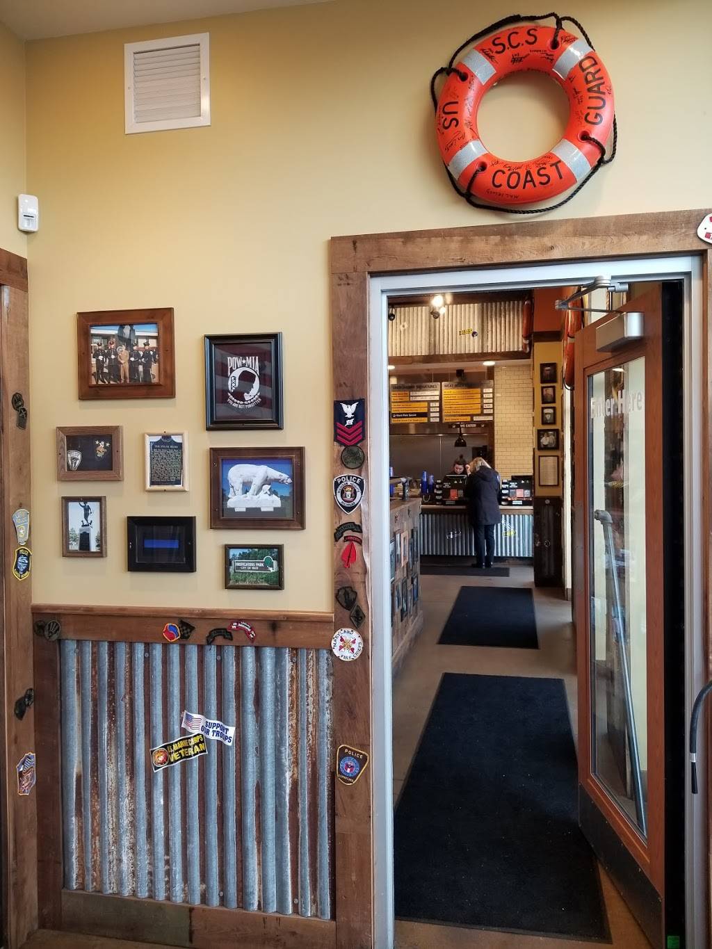 MISSION BBQ | restaurant | 890 E Big Beaver Rd, Troy, MI 48083, USA | 2483403860 OR +1 248-340-3860