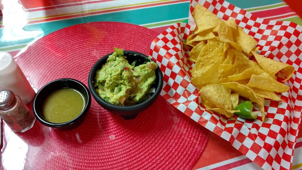 Papis Tacos y Mas | restaurant | 3766 Samuell Blvd, Dallas, TX 75228, USA | 2143818080 OR +1 214-381-8080