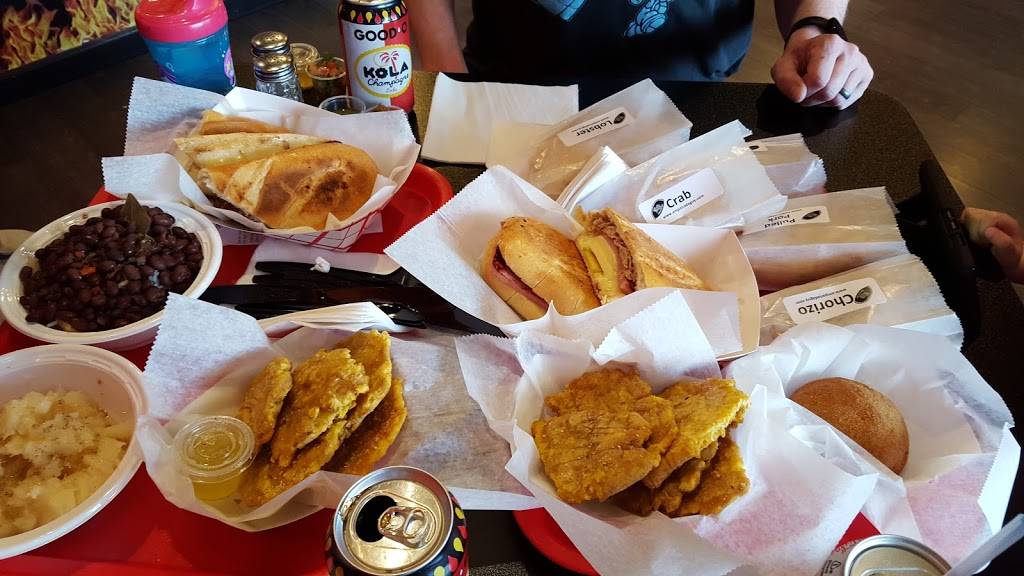 Empanada Guy Restaurant | restaurant | 568 Park Ave, Freehold, NJ 07728, USA | 8886237765 OR +1 888-623-7765