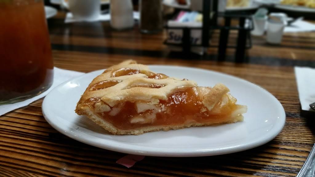 Charcoal Grill | restaurant | 111 W Ryan Rd, Oak Creek, WI 53154, USA | 4142169202 OR +1 414-216-9202