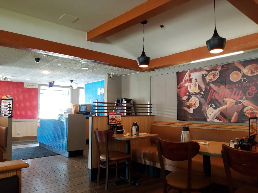 IHOP | bakery | 51 McHenry Rd, Buffalo Grove, IL 60089, USA | 8475378631 OR +1 847-537-8631